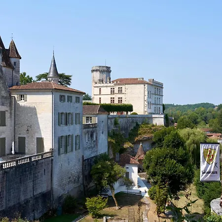 La Bastide 24 *